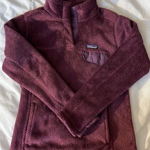 Great condition wine colored Patagonia only worn 1 time - like new!